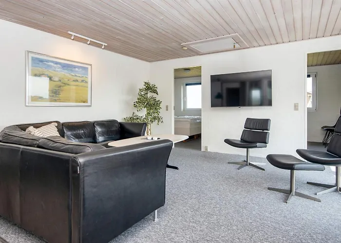 12 Person In Harboore-by Traum Vakantiehuis *